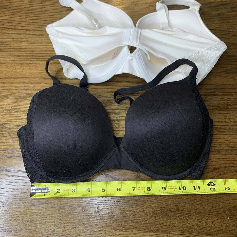 Secret Treasures Intimates Lot of 2 Plunge T-Shirt Bras Black and White 36D - Picture 3 of 8